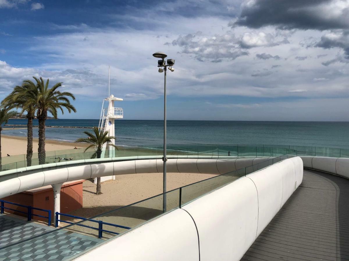 Casa Con Preciosas Vistas A La Playa Del Postiguet Apartment Alicante Luaran gambar