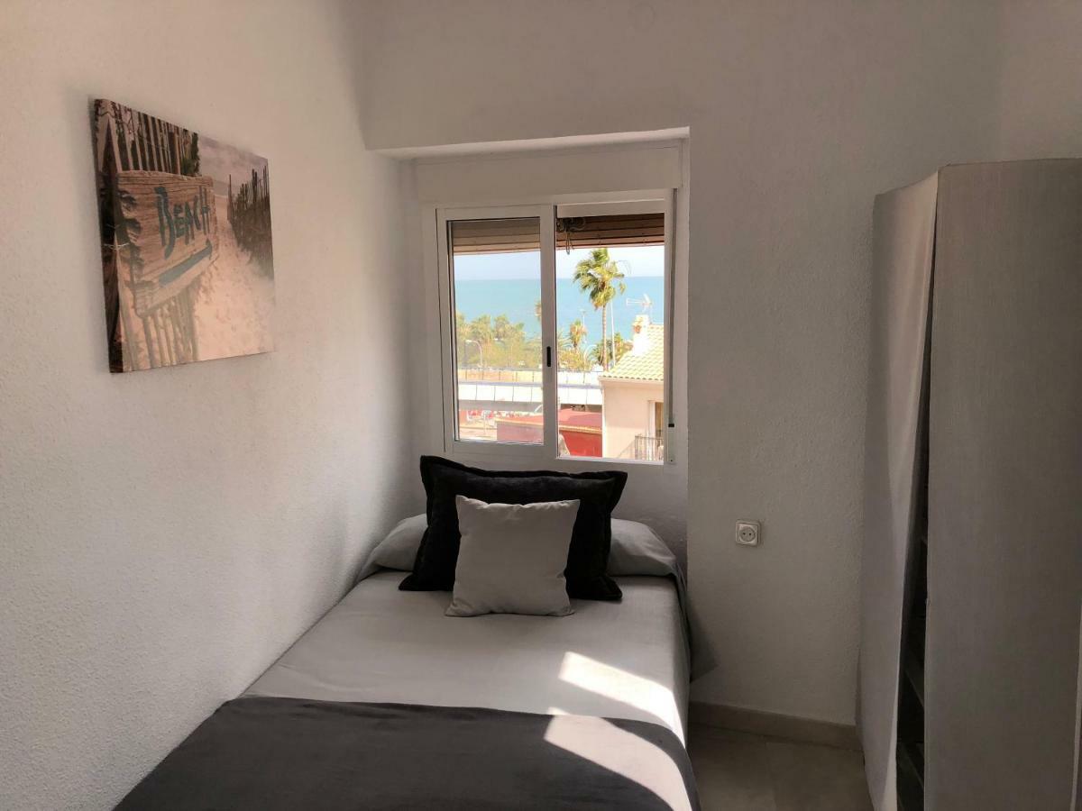 Casa Con Preciosas Vistas A La Playa Del Postiguet Apartment Alicante Luaran gambar
